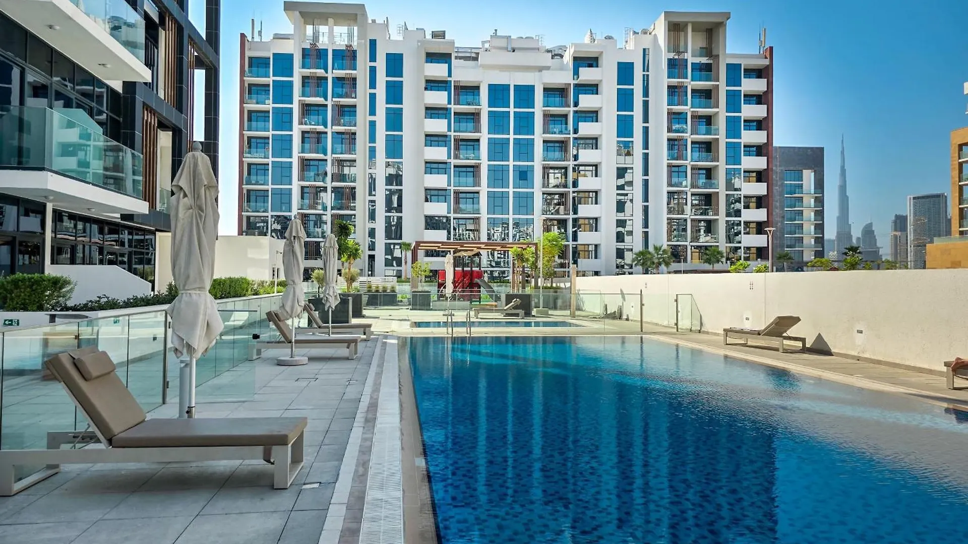 Easygo- Lavish Stu With Pool View In Azizi Riviera Apartment Dubai
