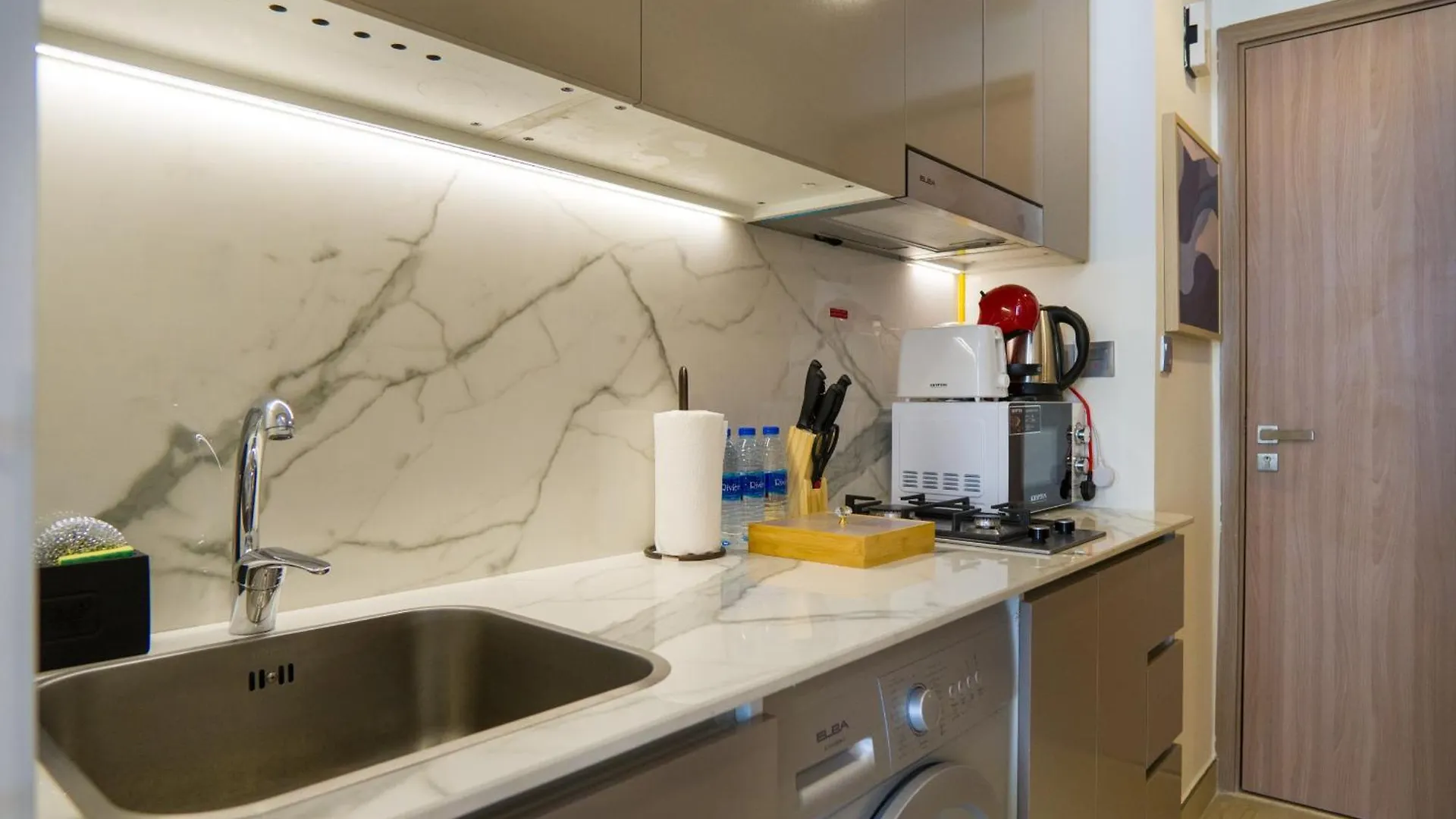 Easygo- Lavish Stu With Pool View In Azizi Riviera Apartment Dubai United Arab Emirates