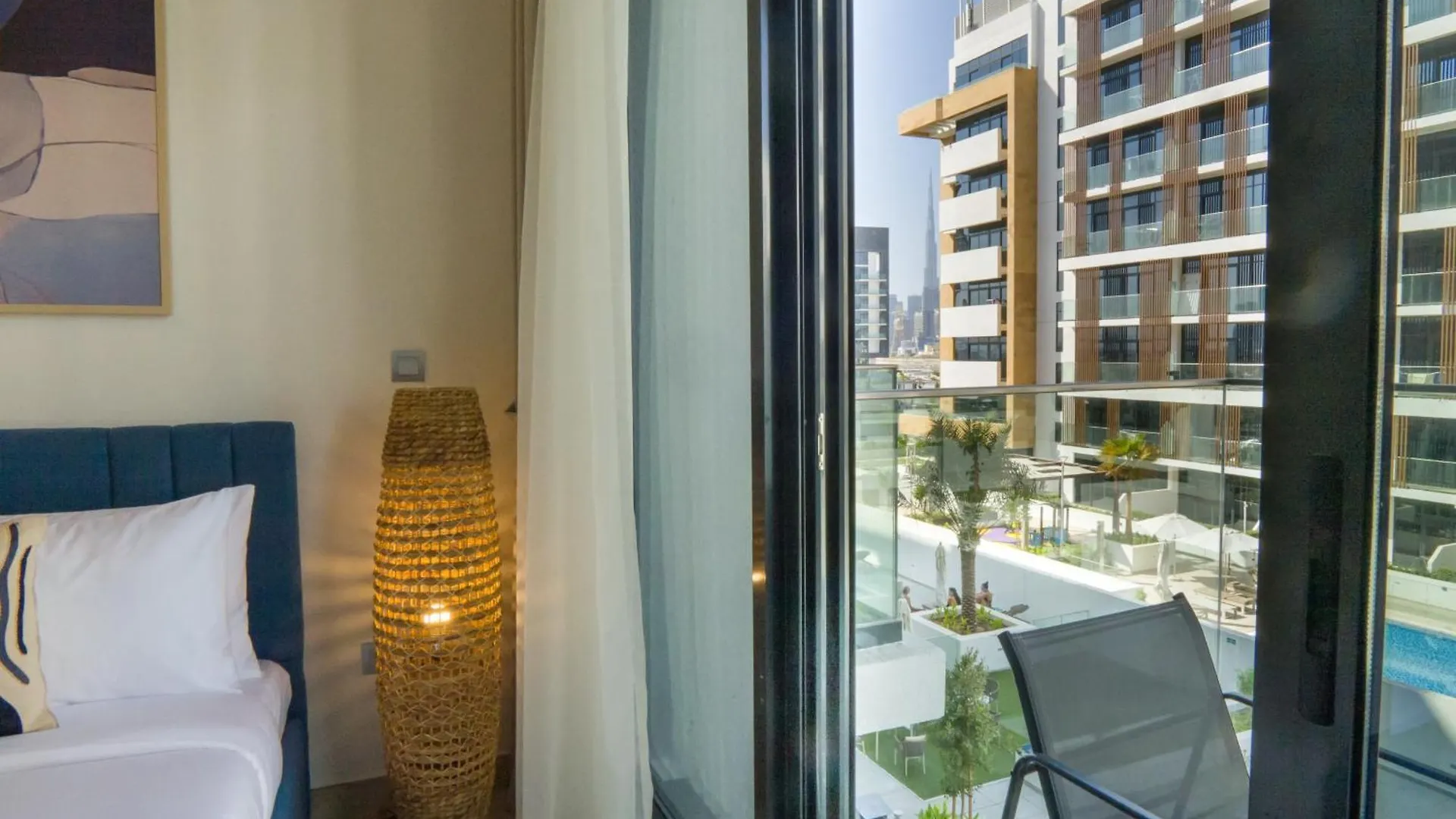 Easygo- Lavish Stu With Pool View In Azizi Riviera Apartment Dubai