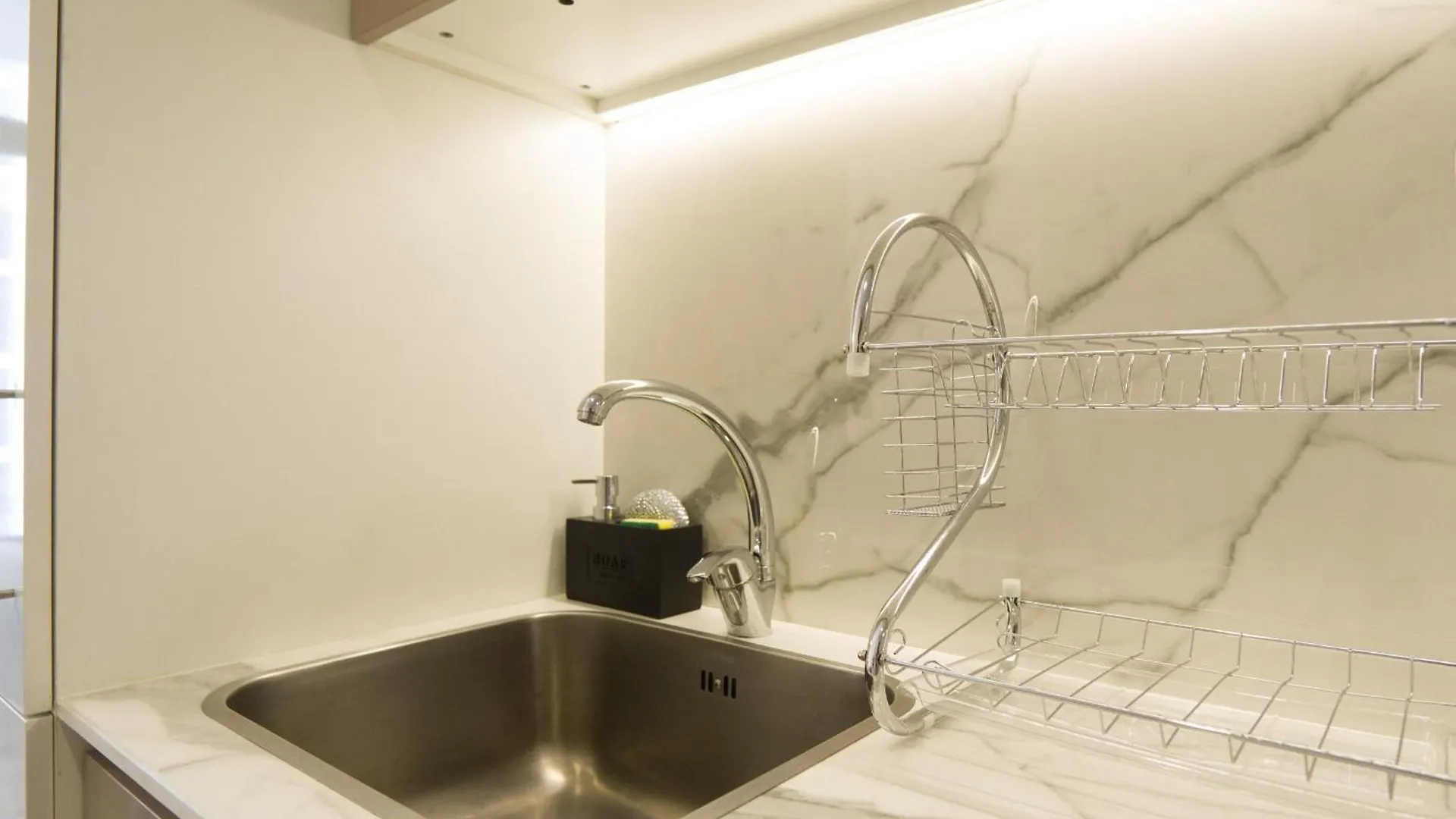 Easygo- Lavish Stu With Pool View In Azizi Riviera Apartment Dubai United Arab Emirates