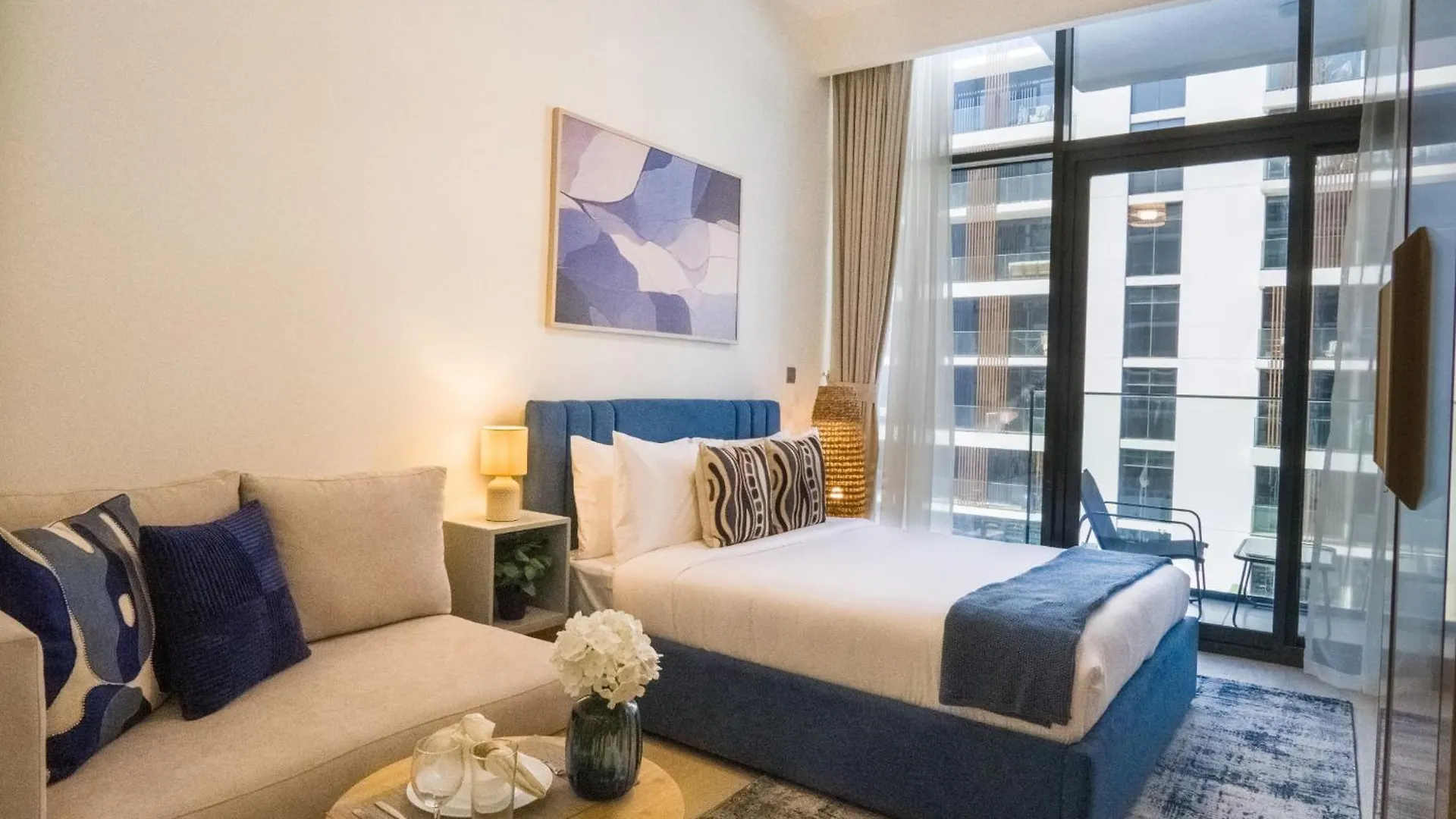Easygo- Lavish Stu With Pool View In Azizi Riviera Apartment Dubai 0*,  United Arab Emirates